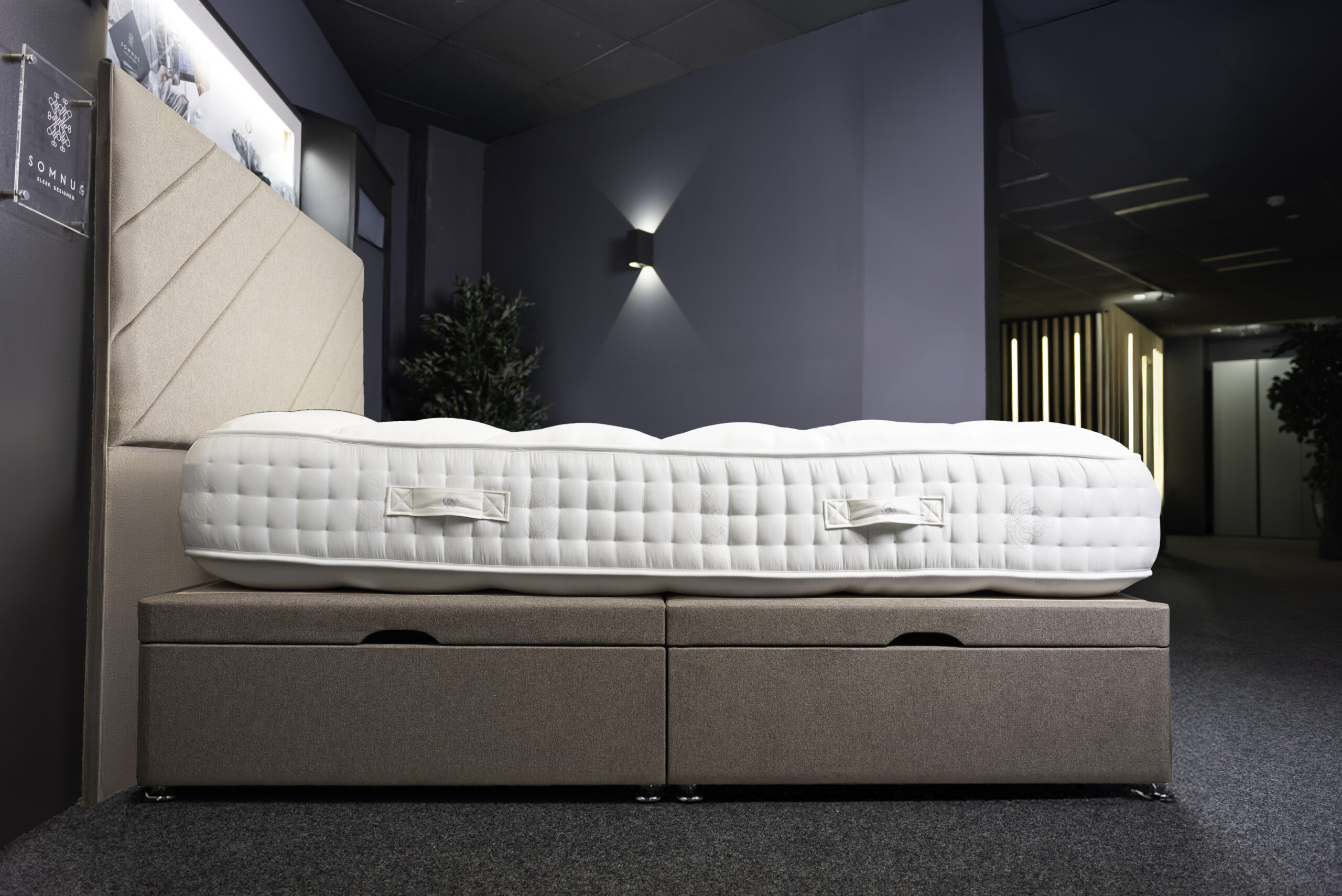 Naturel 2000 Divan Base and Mattress - Image 6