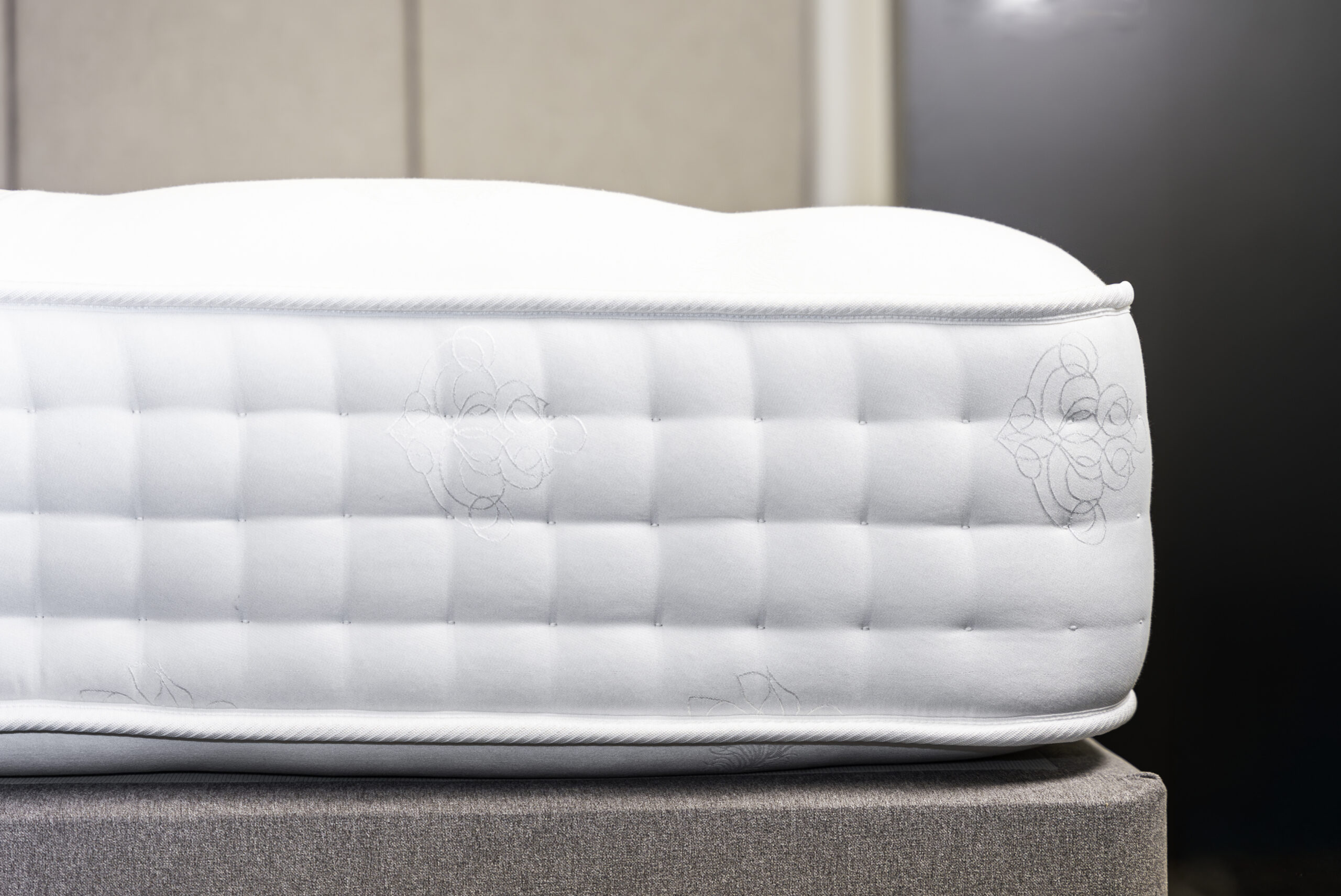 Naturel 1000 Divan Base and Mattress - Image 5