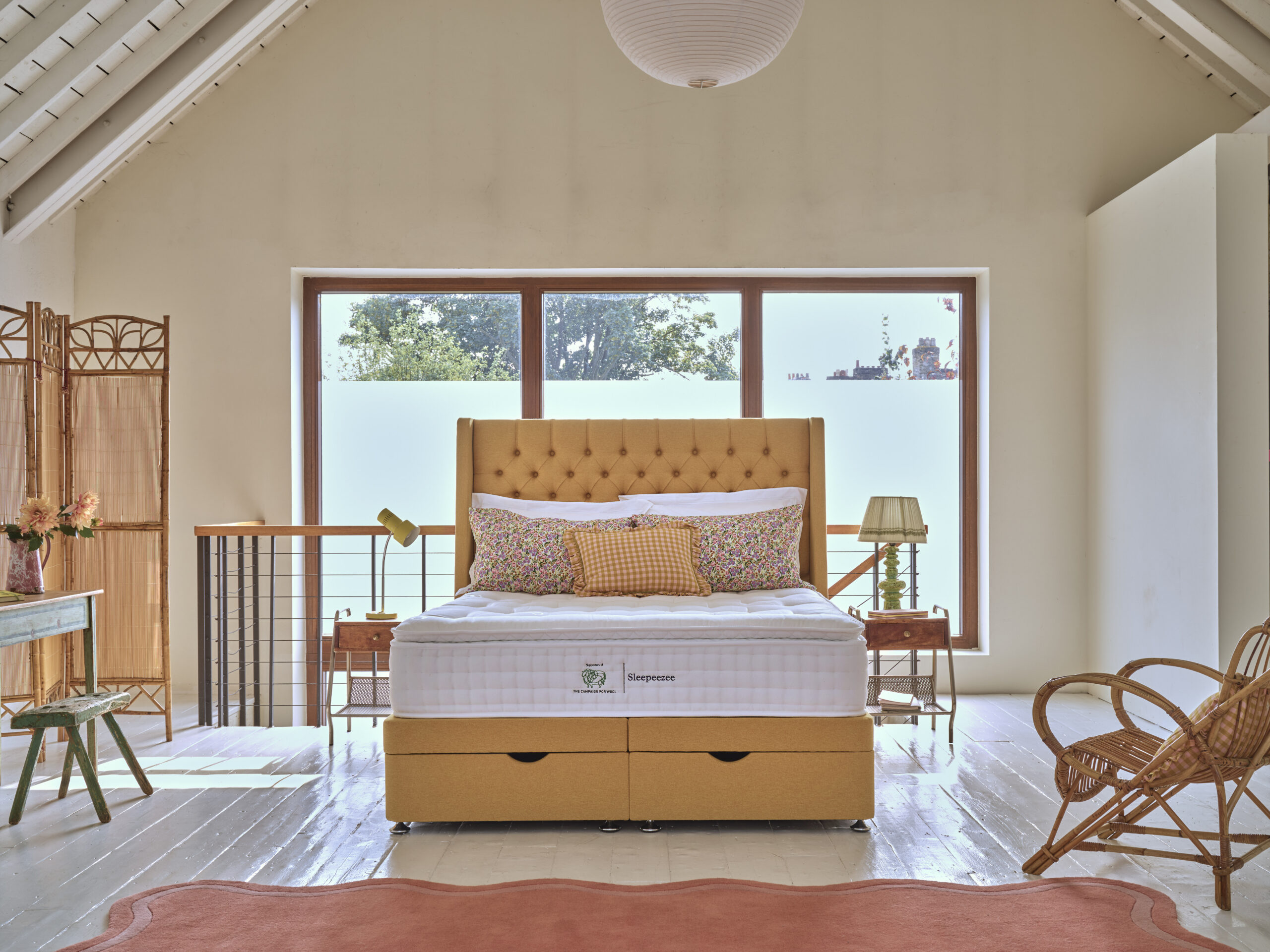 Wool Luxe 3700 Base and Mattress